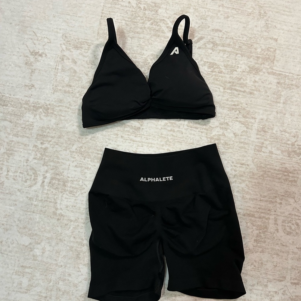 Alphalete PUMP  Set